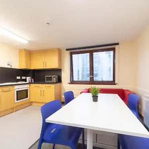 Apartment Joivy Economy 4 And 5 Bed Flats, Close To Old Town And Royal Mile - Adults Only, Edinburgh