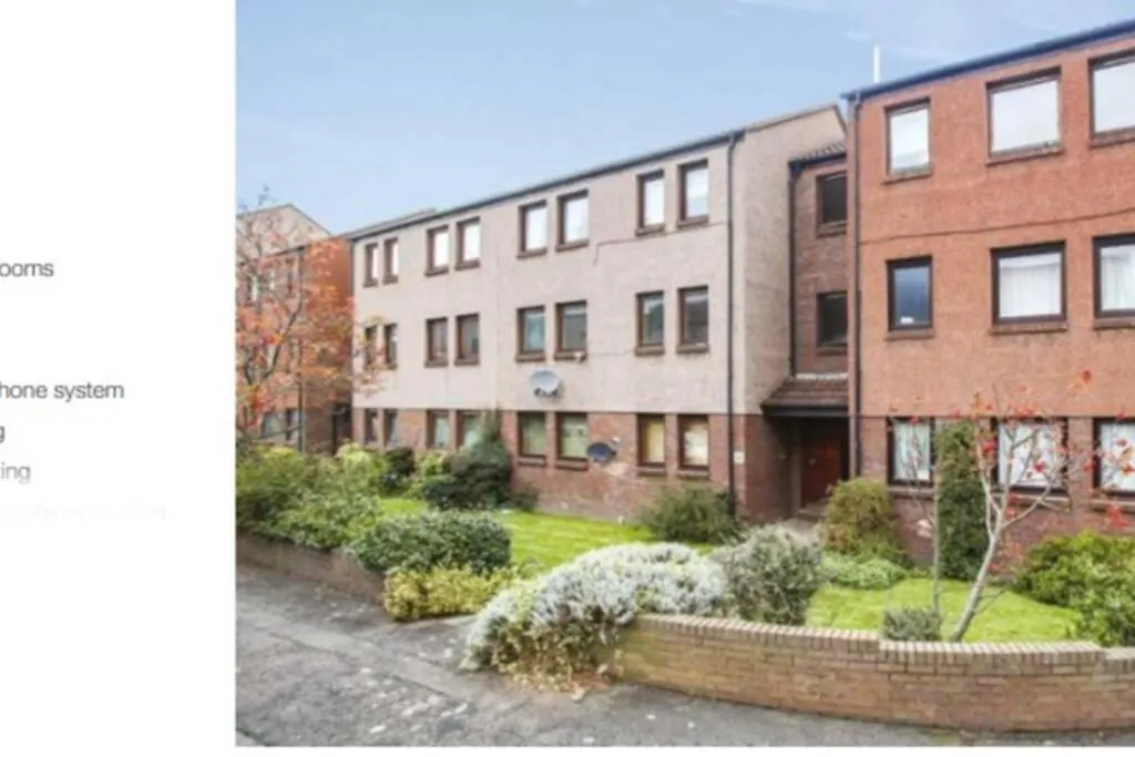 Chic 2 Bed Apartment With Free Parking- Recently Redecorated, 10 Minutes To City Centre Edinburgh